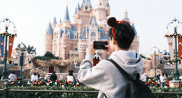 PhotoPass Teases Holiday Photo Ops at Walt Disney World