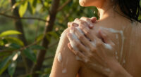 13 Best Body Washes For Body Acne In 2026