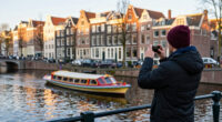 Wekdienst 1/8: Canal Parade In Amsterdam • Zwarte Zaterdag Op Europese Wegen - NOS